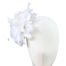 Lily White Comb/Fascinator