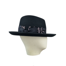 Up Turned Brim Hat Black Leaf